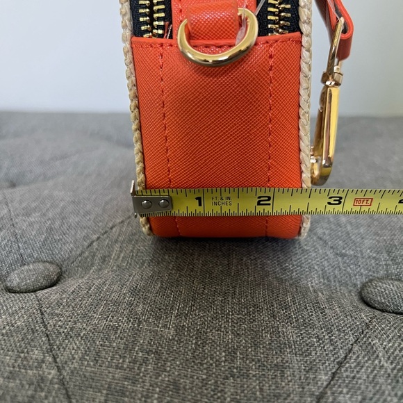 Helena Straw Crossbody Bag With Faux Leather Paneling - Picture 13 of 15